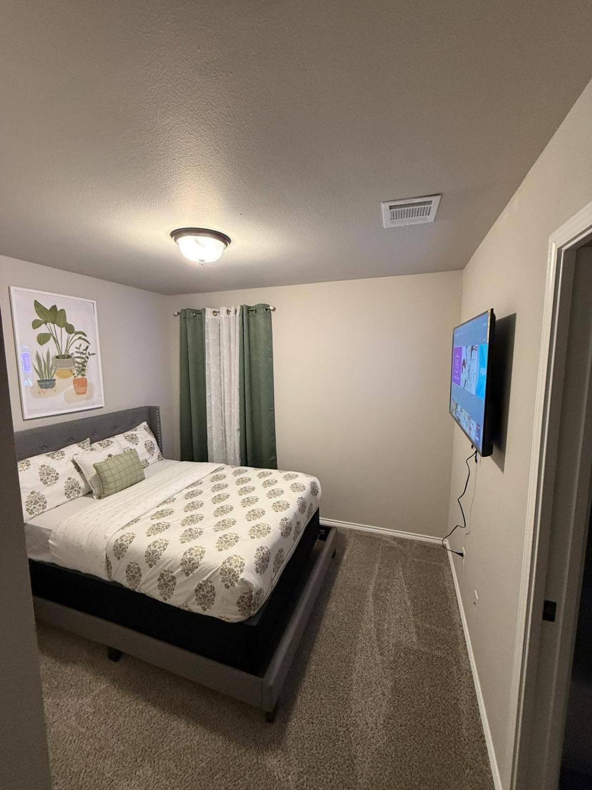 Gorgeous, Brand New 3 Bedrooms Home- Built 2024, Near Seaworld & Lackland Afb Hébergement de vacances *